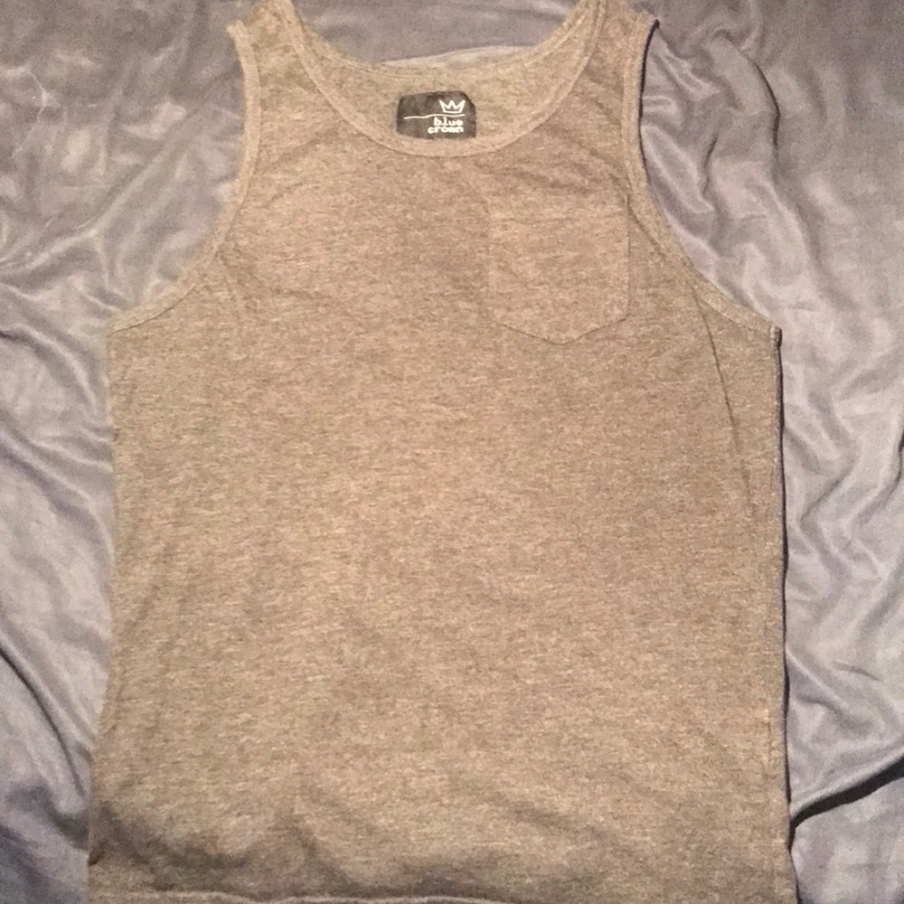 dark grey tank top blue crown